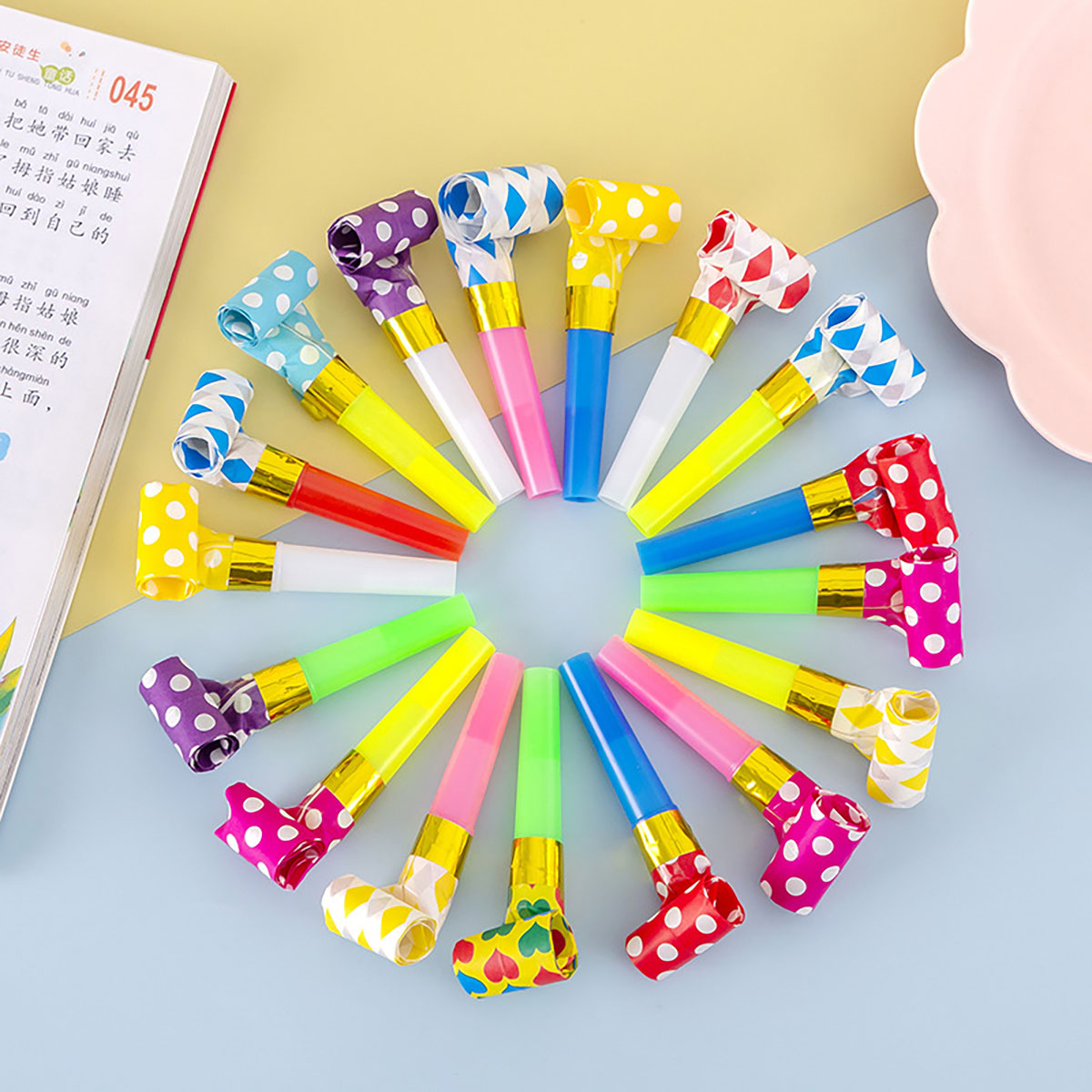 30PCS Colorful Whistles Toy Fu - đánh giá và giá Party Games Engagement