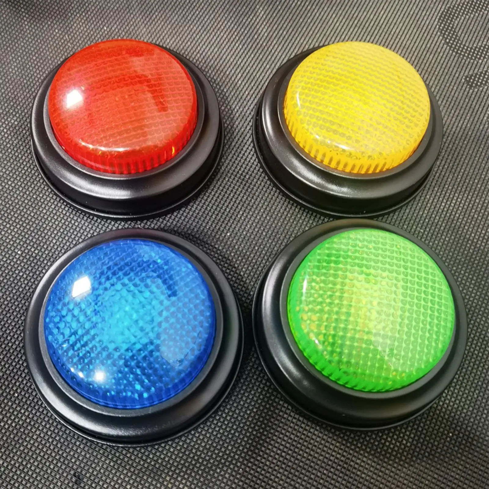 Game Buzzer 4-Piece Quick Answ - đánh giá và giá Party Games Engagement